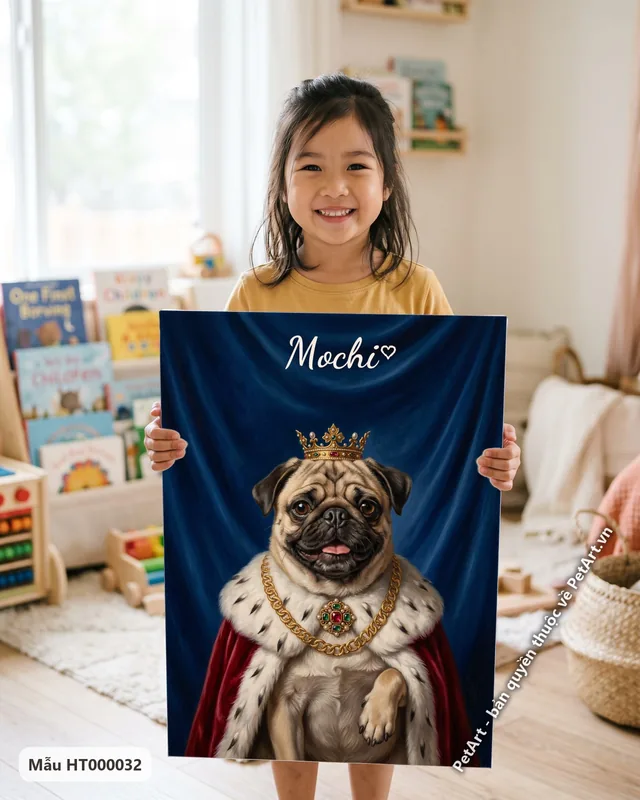 Chó Pug hoàng gia đội vương miện, áo choàng đỏ · góc khác