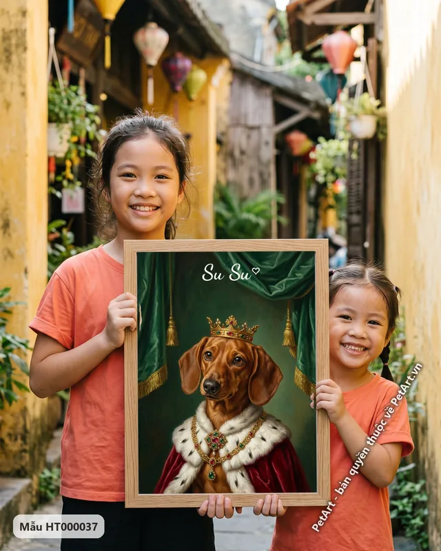 Chó Lạp xưởng hoàng gia đội vương miện, áo choàng · ảnh thực tế