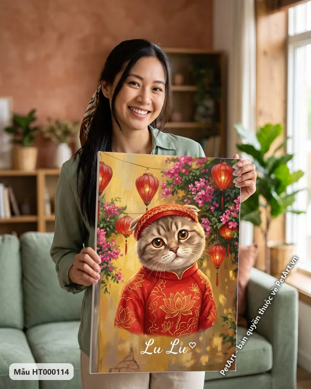 Mèo tai cụp mặc áo dài đỏ giữa đèn lồng · góc khác