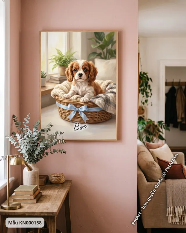 Chó Cavalier con ngồi giỏ mây cạnh cửa sổ · góc khác